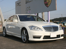 Mercedes Benz S63 AMG W221