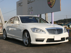 Mercedes Benz S63 AMG W221